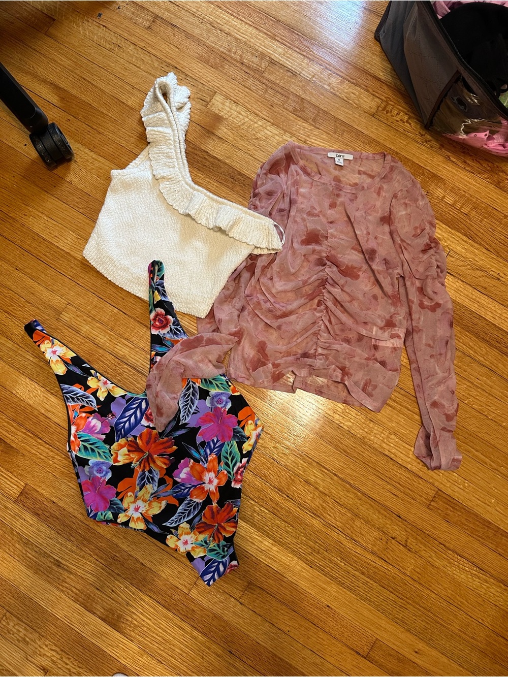 Xs clothing bundle * read description *